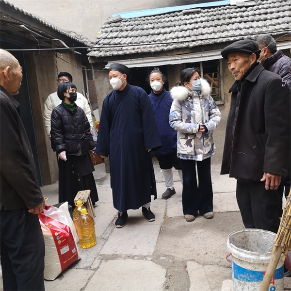 春节前夕，亳州市道教协会走访慰问涡阳县特殊困难家庭